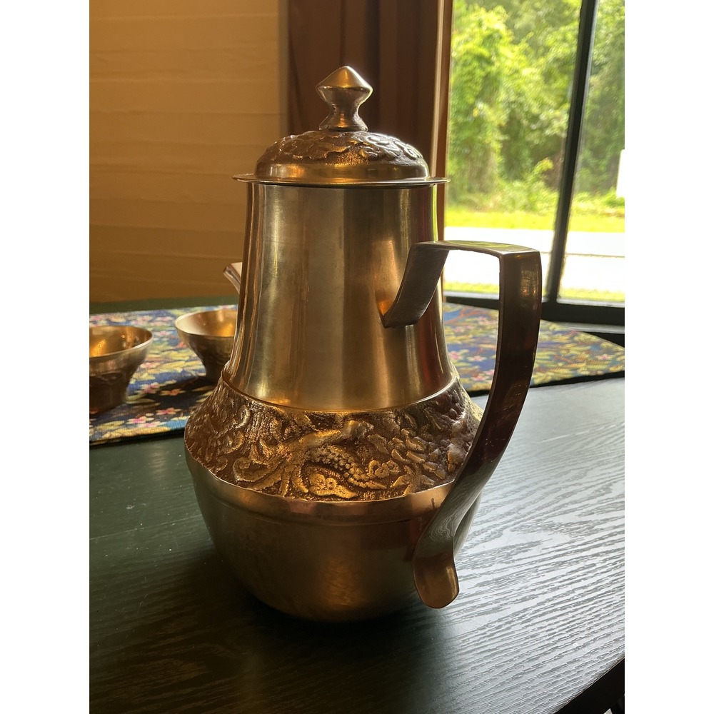 Vintage Brass Tea Coffee Pot Set with 2 Leaf Handle Cups Embossed Floral Pattern - Picture 8 of 16